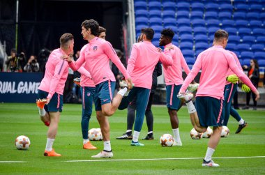 Lyon, Fransa - 16 Mayıs, 2018: eğitim futbolcular final Uefa Avrupa Ligi önce Atletico Madrid Maç Groupama Stadyumu, Fransa