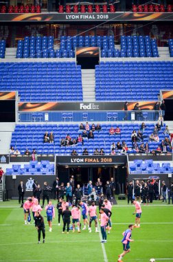 Lyon, Fransa - 16 Mayıs, 2018: eğitim futbolcular final Uefa Avrupa Ligi önce Atletico Madrid Maç Groupama Stadyumu, Fransa