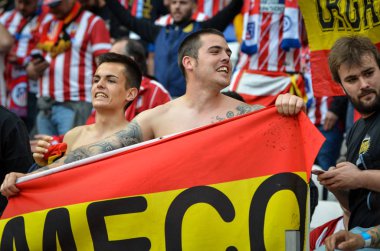 Lyon, Fransa - 16 Mayıs, 2018: Atletico Madrid taraftarları final Uefa Avrupa Ligi sırasında takım maç arada Atletico Madrid vs Groupama Stadyumu, Fransa Olimpik Marsilya standları destek