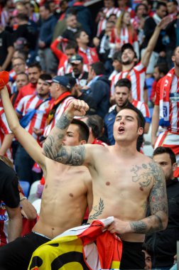 Lyon, Fransa - 16 Mayıs, 2018: Atletico Madrid taraftarları final Uefa Avrupa Ligi sırasında takım maç arada Atletico Madrid vs Groupama Stadyumu, Fransa Olimpik Marsilya standları destek