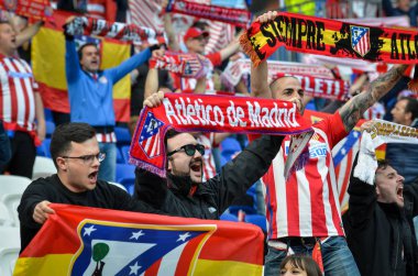 Lyon, Fransa - 16 Mayıs, 2018: Atletico Madrid taraftarları final Uefa Avrupa Ligi sırasında takım maç arada Atletico Madrid vs Groupama Stadyumu, Fransa Olimpik Marsilya standları destek