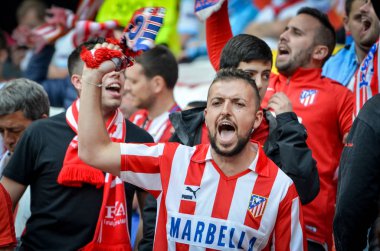 Lyon, Fransa - 16 Mayıs, 2018: Atletico Madrid taraftarları final Uefa Avrupa Ligi sırasında takım maç arada Atletico Madrid vs Groupama Stadyumu, Fransa Olimpik Marsilya standları destek