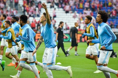 Lyon, Fransa - 16 Mayıs, 2018: futbol oyuncu Olimpik Marsilya eğitim daha önce final Uefa Avrupa Ligi maç Atletico Madrid vs arasında Olimpik Marsilya Groupama Stadyumu, Fransa