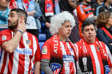 Lyon, Fransa - 16 Mayıs, 2018: Atletico Madrid taraftarları final Uefa Avrupa Ligi sırasında takım maç arada Atletico Madrid vs Groupama Stadyumu, Fransa Olimpik Marsilya standları destek