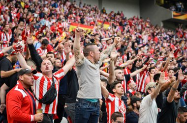 Lyon, Fransa - 16 Mayıs, 2018: Atletico Madrid taraftarları final Uefa Avrupa Ligi sırasında takım maç arada Atletico Madrid vs Groupama Stadyumu, Fransa Olimpik Marsilya standları destek