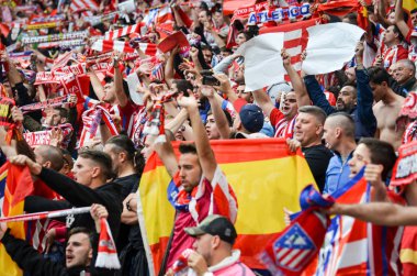 Lyon, Fransa - 16 Mayıs, 2018: Atletico Madrid taraftarları final Uefa Avrupa Ligi sırasında takım maç arada Atletico Madrid vs Groupama Stadyumu, Fransa Olimpik Marsilya standları destek
