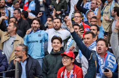Lyon, Fransa - 16 Mayıs, 2018: Olimpik Marsilya hayranları takım sırasında final Uefa Avrupa Ligi maç arada Atletico Madrid vs Groupama Stadyumu, Fransa Olimpik Marsilya standları destek