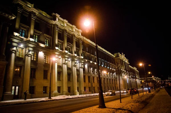 Saint petersburg, russland - märz 27, 2017: das gebäude mit einem n — Stockfoto