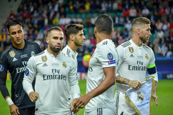 Tallinn, Estonya - 15 Ağustos, 2018: Sergio Ramos (L) ve son 2018 Uefa Süper Kupası sırasında Casemiro maç arada Atletico Madrid vs Real Madrid A. Le Coq Arena Stadyumu, Estonya
