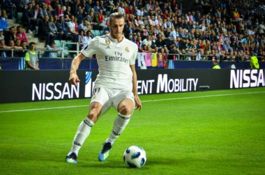 Tallinn, Estonya - 15 Ağustos, 2018: Gareth Bale (L) final sırasında 2018 Uefa Süper Kupası maç arada Atletico Madrid vs Real Madrid A. Le Coq Arena Stadyumu, Estonya