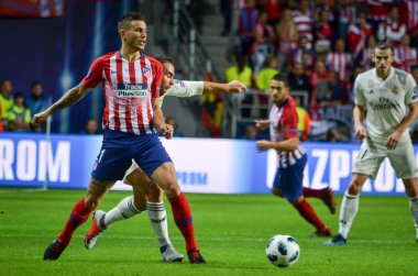 Tallinn, Estonya - 15 Ağustos, 2018: Lucas Hernandez (L) ve Daniel Carvajal sırasında son 2018 Uefa Süper Kupası maç arada Atletico Madrid vs Real Madrid A. Le Coq Arena Stadyumu, Estonya