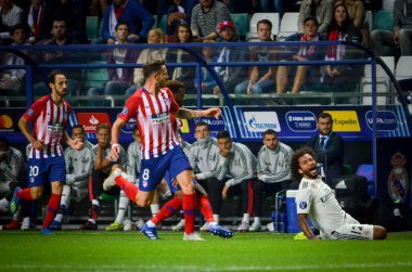 Tallinn, Estonya - 15 Ağustos, 2018: Saul Niguez oyuncular final 2018 Uefa Süper Kupa sırasında maç arada Atletico Madrid vs Real Madrid A. Le Coq Arena Stadyumu, Estonya