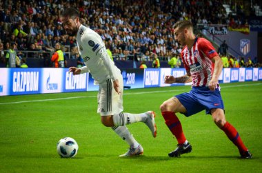 Tallinn, Estonya - 15 Ağustos, 2018: Çifleşme oyuncular final 2018 Uefa Süper Kupa sırasında maç arada Atletico Madrid vs Real Madrid A. Le Coq Arena Stadyumu, Estonya