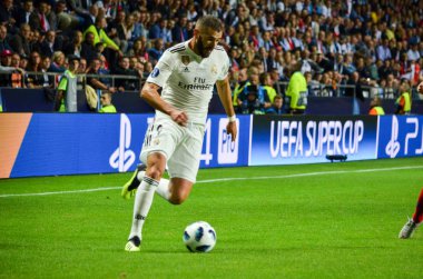 Tallinn, Estonya - 15 Ağustos, 2018: Karim Benzema final sırasında 2018 Uefa Süper Kupası maç arada Atletico Madrid vs Real Madrid A. Le Coq Arena Stadyumu, Estonya