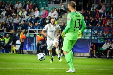 Tallinn, Estonya - 15 Ağustos, 2018: Jan Oblak oyuncular final 2018 Uefa Süper Kupa sırasında maç arada Atletico Madrid vs Real Madrid A. Le Coq Arena Stadyumu, Estonya