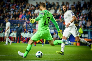 Tallinn, Estonya - 15 Ağustos, 2018: Jan Oblak oyuncular final 2018 Uefa Süper Kupa sırasında maç arada Atletico Madrid vs Real Madrid A. Le Coq Arena Stadyumu, Estonya