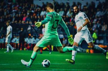 Tallinn, Estonya - 15 Ağustos, 2018: Jan Oblak oyuncular final 2018 Uefa Süper Kupa sırasında maç arada Atletico Madrid vs Real Madrid A. Le Coq Arena Stadyumu, Estonya