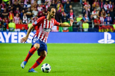 Tallinn, Estonya - 15 Ağustos, 2018: Juanfran oyuncular final 2018 Uefa Süper Kupa sırasında maç arada Atletico Madrid vs Real Madrid A. Le Coq Arena Stadyumu, Estonya