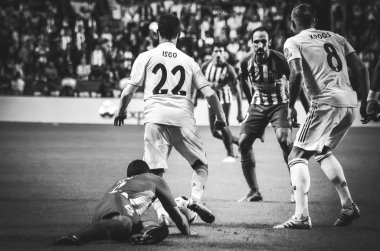 Tallinn, Estonya - 15 Ağustos, 2018: Çifleşme Koke (aşağı) final sırasında karşı 2018 Uefa Süper Kupası maç arada Atletico Madrid vs Real Madrid A. Le Coq Arena Stadyumu, Estonya