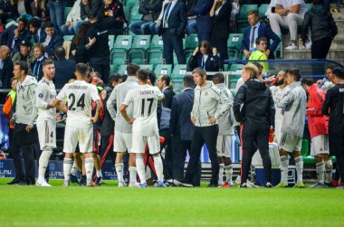 Tallinn, Estonya - 15 Ağustos, 2018: son 2018 Uefa Süper Kupası yarı-zaman aralığında oynatıcısında Real Madrid Atletico Madrid vs Real Madrid, Estonya arasında maç