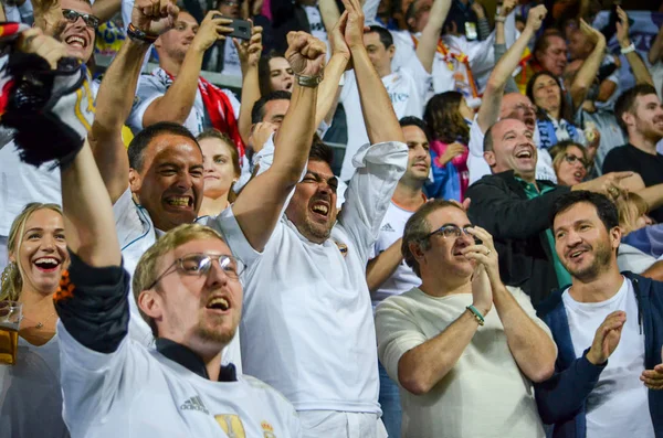 Tallinn Estonia Agosto 2018 Los Aficionados Del Real Madrid Las —  Fotos de Stock