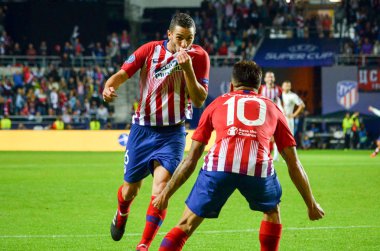 Tallinn, Estonya - 15 Ağustos, 2018: Angel Correa ve Koke kutlamak Atletico Madrid vs Real Madrid, Estonya arasında final 2018 Uefa Süper Kupası maçı sırasında gol
