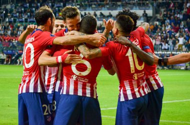 Tallinn, Estonya - 15 Ağustos, 2018: Athletico Madrid oyuncular final 2018 Uefa süper kupa maçında Atletico Madrid vs Real Madrid, Estonya arasında sırasında amaç kutlamak
