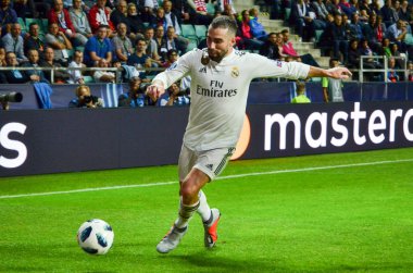 Tallinn, Estonya - 15 Ağustos, 2018: Daniel Carvajal final sırasında 2018 Uefa Süper Kupası maç arada Atletico Madrid vs Real Madrid A. Le Coq Arena Stadyumu, Estonya