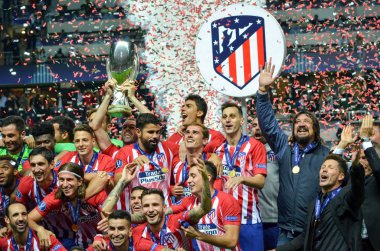 Tallinn, Estonya - 15 Ağustos, 2018: futbolcular Atletico Madrid son 2018 Uefa Süper Kupası maç sonra Estonya Uefa Süper Kupası 2018 kazanarak zaferi kutlamak