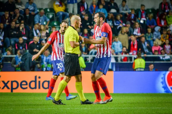 Tallinn, Estonya - 15 Ağustos, 2018: Diego Godin final sırasında 2018 Uefa Süper Kupası maç arada Atletico Madrid vs Real Madrid A. Le Coq Arena Stadyumu, Estonya