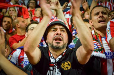 Tallinn, Estonya - 15 Ağustos, 2018: hayranları Atletico Madrid son 2018 Uefa Süper Kupası maç sonra Estonya Uefa Süper Kupası 2018 kazanarak zaferi kutlamak