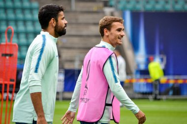 Tallinn, Estonya - 15 Ağustos, 2018: son 2018 Uefa Süper Kupası maç önce Atletico Madrid vs Real Madrid, Estonya arasında Real Madrid futbol oyuncuların eğitim