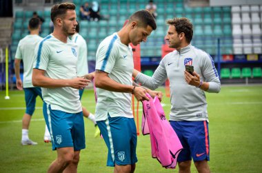 Tallinn, Estonya - 15 Ağustos, 2018: son 2018 Uefa Süper Kupası maç önce Atletico Madrid vs Real Madrid, Estonya arasında Real Madrid futbol oyuncuların eğitim