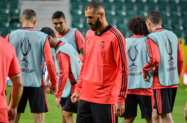 Tallinn, Estonya - 15 Ağustos, 2018: son 2018 Uefa Süper Kupası maç önce Atletico Madrid vs Real Madrid, Estonya arasında Real Madrid futbol oyuncuların eğitim