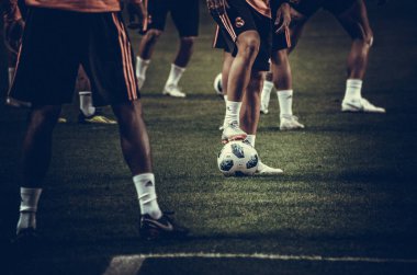 Tallinn, Estonya - 15 Ağustos, 2018: son 2018 Uefa Süper Kupası maç önce Atletico Madrid vs Real Madrid, Estonya arasında Real Madrid futbol oyuncuların eğitim