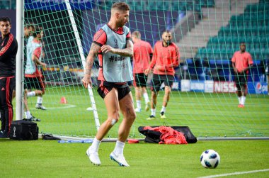 Tallinn, Estonya - 15 Ağustos, 2018: son 2018 Uefa Süper Kupası maç önce Atletico Madrid vs Real Madrid, Estonya arasında Real Madrid futbol oyuncuların eğitim
