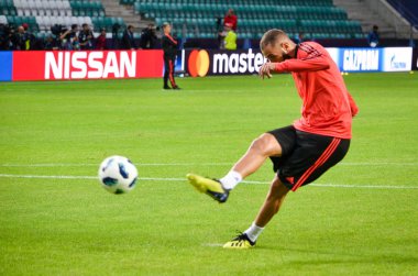 Tallinn, Estonya - 15 Ağustos, 2018: Karim Benzema final sırasında 2018 Uefa Süper Kupası maç arada Atletico Madrid vs Real Madrid A. Le Coq Arena Stadyumu, Estonya