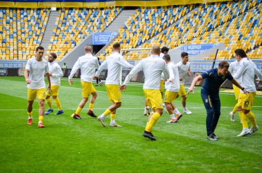 Lviv , Ukrayna - 10 Ağustos 2018: Slovakya ve Ukrayna, Ukrayna milli takımları arasında Uefa Uluslar Ligi sırasında Ukrayna takımının futbolcuları eğitimi