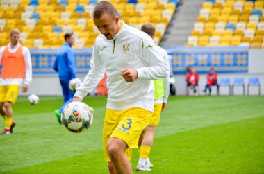 Lviv , Ukrayna - 10 Ağustos 2018: Vasyl Kravets, Slovakya ve Ukrayna milli takımları arasında Arena Lviv, Ukrayna'da oynanan Uefa Uluslar Ligi grup seçimi sırasında