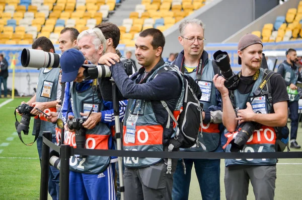 Lviv Ucrania Agosto 2018 Periodistas Fotoperiodistas Con Cámaras Durante Selección — Foto de Stock