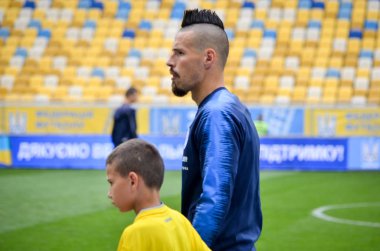 Lviv , Ukrayna - 10 Ağustos 2018: Marek Hamsik, Slovakya ve Ukrayna milli takımları arasında Arena Lviv, Ukrayna'da oynanan Uefa Uluslar Ligi grup seçimi sırasında