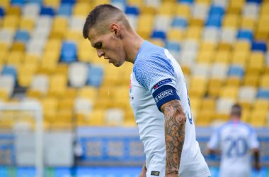 Lviv , Ukrayna - 10 Ağustos 2018: Martin Skrtel, Slovakya ve Ukrayna milli takımları arasında Arena Lviv, Ukrayna'da oynanan Uefa Uluslar Ligi grup seçimi sırasında