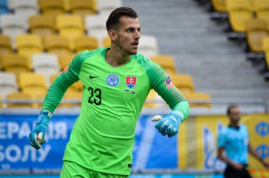 Lviv , Ukrayna - 10 Ağustos 2018: Slovakya ve Ukrayna, Ukrayna milli takımları arasında Uefa Uluslar Ligi grup seçimi sırasında Martin Dubravka