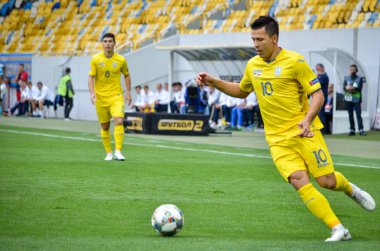 Lviv , Ukrayna - 10 Ağustos 2018: Avrupa Ligi grup seçimi sırasında Slovakya ve Ukrayna milli takımları arena da Lviv, Ukrayna