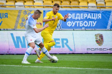 Lviv , Ukrayna - 10 Ağustos 2018: Andriy Yarmolenko, Slovakya ve Ukrayna milli takımları arasında Arena Lviv, Ukrayna'da oynanan Uefa Uluslar Ligi grup seçimi sırasında