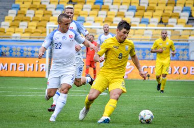 Lviv , Ukrayna - 10 Ağustos 2018: Slovakya ve Ukrayna milli takımları arasında Arena Lviv, Ukrayna'da oynanan Uefa Uluslar Ligi grup seçimi sırasında Stanislav Lobotka