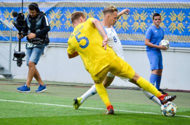 Lviv , Ukrayna - 10 Ağustos 2018: Ondrej Duda, Slovakya ve Ukrayna milli takımları arasında Arena Lviv, Ukrayna'da oynanan Uefa Uluslar Ligi grup seçimi sırasında
