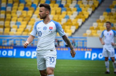 Lviv , Ukrayna - 10 Ağustos 2018: Albert Rusnak, Slovakya ve Ukrayna milli takımları arasında Arena Lviv, Ukrayna'da oynanan Uefa Uluslar Ligi grup seçimi sırasında