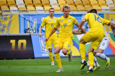 Lviv , Ukrayna - 10 Ağustos 2018: Sergiy Sydorchuk, Slovakya ve Ukrayna milli takımları arasında Arena Lviv, Ukrayna'da oynanan Uefa Uluslar Ligi grup seçimi sırasında