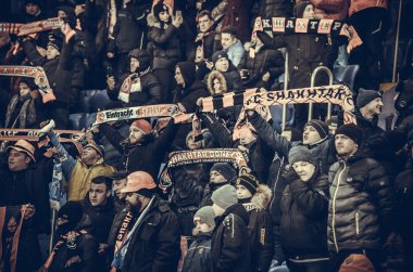 Kharkiv, Ukrayna - 14 Şubat 2019: Shakhtar Futbol taraftarları